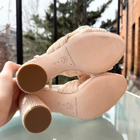 New Loeffler Randall Camellia Pleated Bow Heels Shoes Pearl Womens 7 - Picture 8 of 15